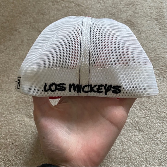 Black & red ‘Los Mickeys’ Mickey Mouse trucker hat - Picture 3 of 7